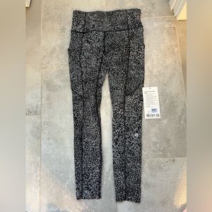 Lululemon Fast & Free Tight 25" PSIZ Polar Shift Ice Grey Black White